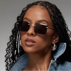 BEBE x CIARA RIMLESS SUNGLASSES